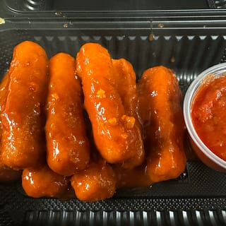 Spicy Mozzarella Sticks